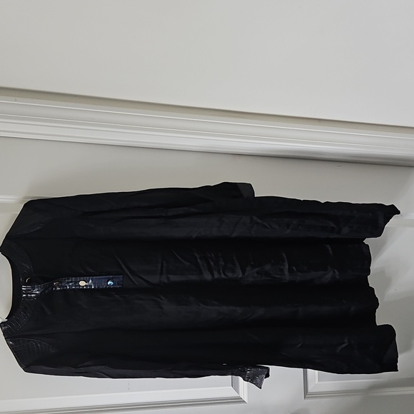 Sewlip Fashion Dresses & Skirts - Black Long-Sleeve Pleated Dress